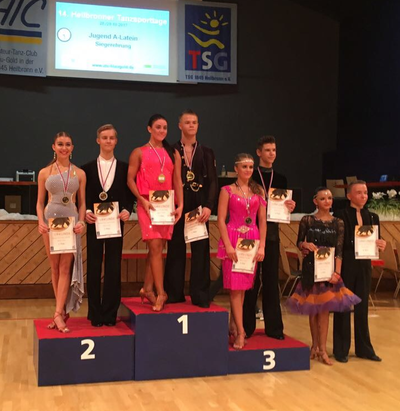 Siegerehrung 2. Platz Jugend A-Latein - © TTC Erlangen e.V.
